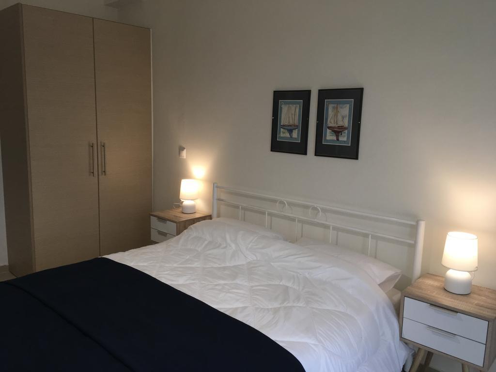 Demeliza Apartments Pláka Eksteriør bilde